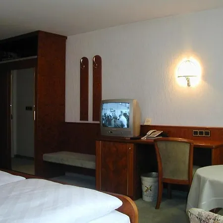 Hotel-pension Seeblick 3*
